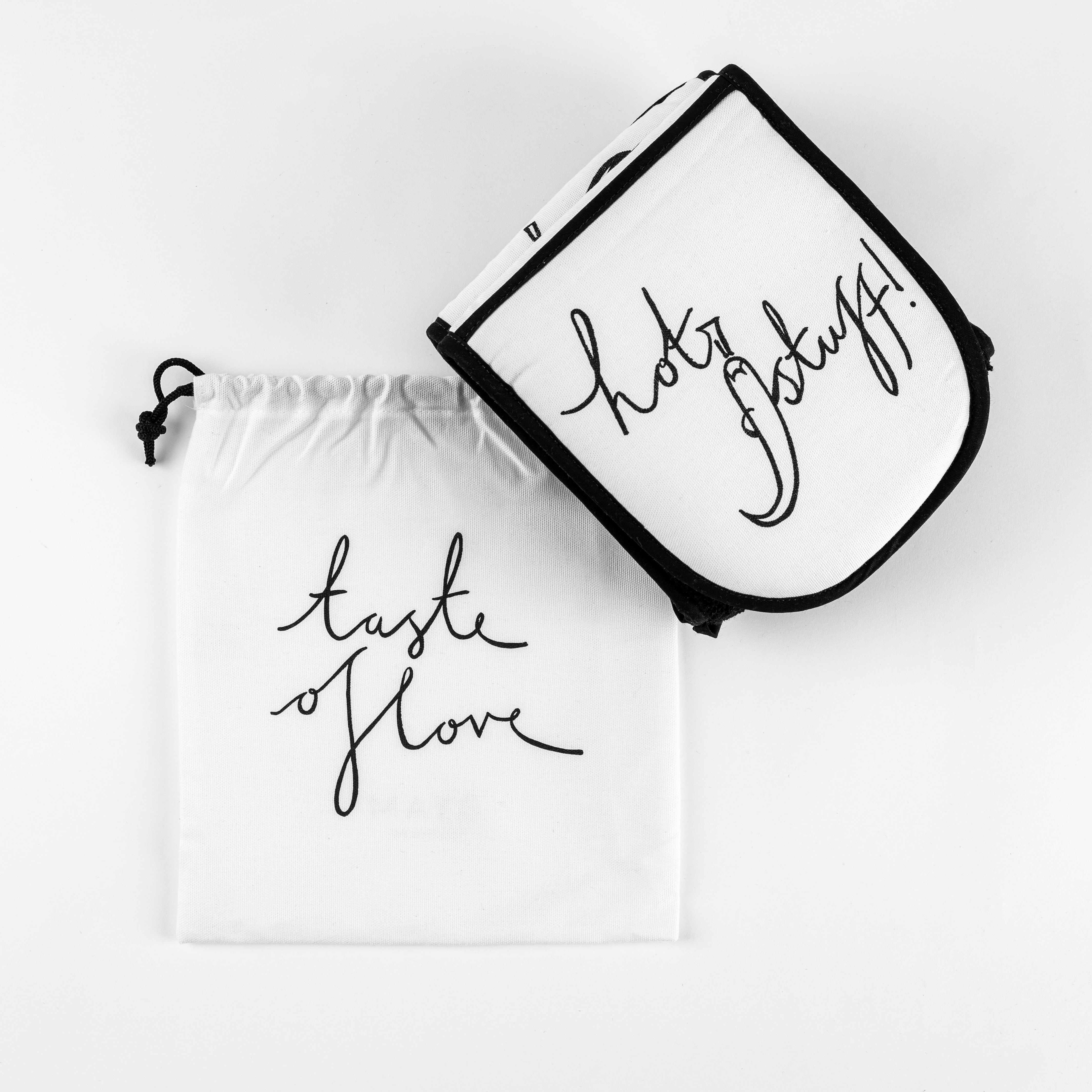 Hot Stuff – Oven Glove - BYAM England