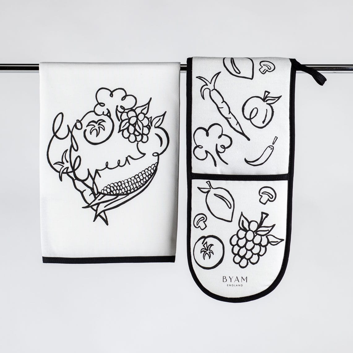 Tea Towel + Oven Glove – Set - BYAM England